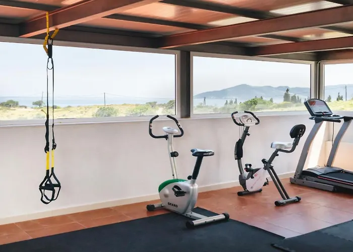 Comfortable And Chic Garden With A Well Maintained Garden Kalivia (Skiathos)