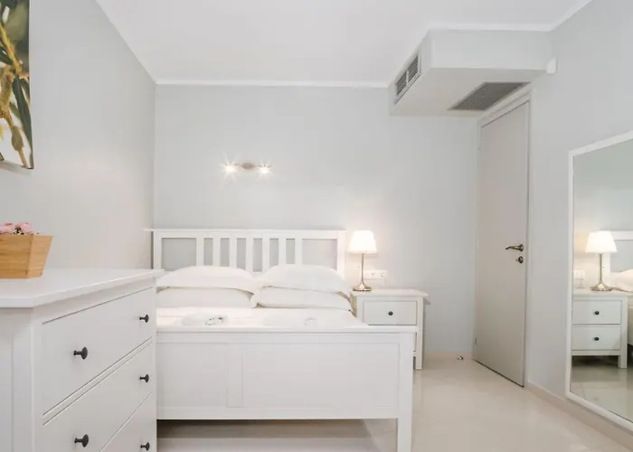 Comfortable And Chic Garden With A Well Maintained Garden וילה *