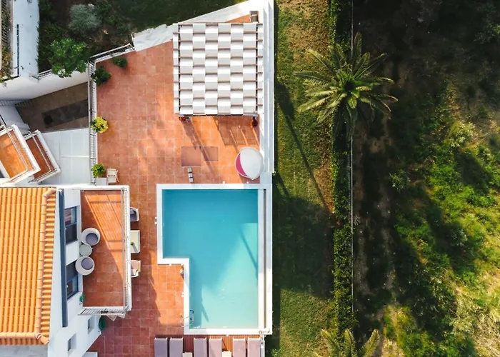 Comfortable And Chic Garden With A Well Maintained Garden Kalivia (Skiathos)